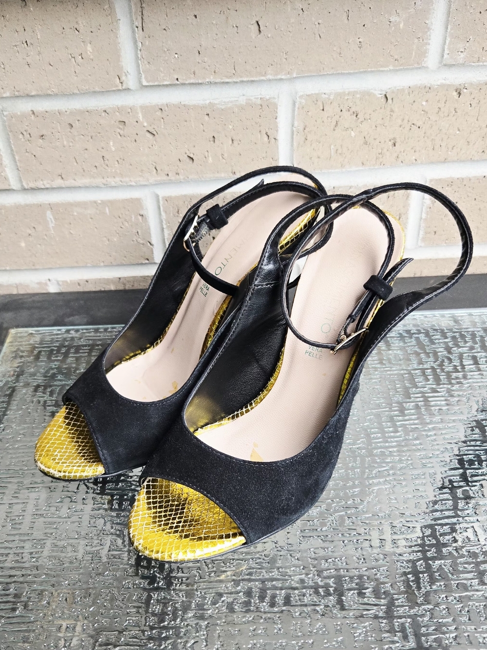Vera Pelle Leather Suede Black Slingback Heels/ Gold Accents Made Im Italy 39